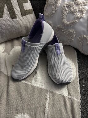 Ryka Slip-On Knit Walking Shoes - Light Gray with Lavender Accents